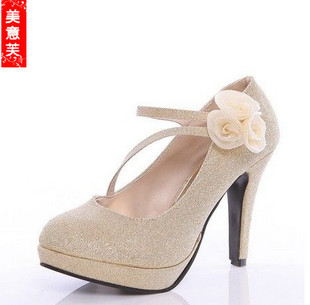 美意芙新娘结婚红色高跟鞋 防水台粗跟金色婚鞋 甜美花朵鞋HX024