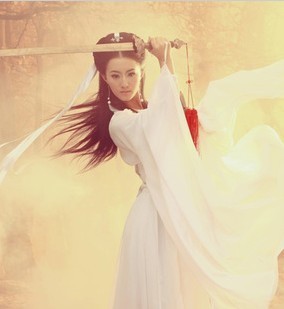 小龙女古装 花千骨古装 仙女白色戏服 白素贞白娘子 cosplay服装