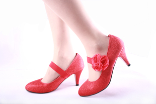 红色三朵花橡筋脚环两用婚鞋 中跟礼服鞋 婚纱礼服鞋