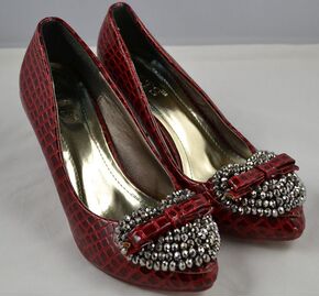 VIVI杂志热推 蝴蝶结女鞋 人气质感闪亮漆皮浅口高跟单鞋 红色37