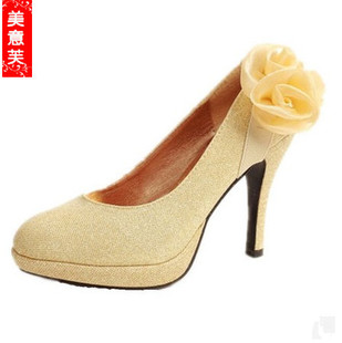 新款特价新娘红色鞋子金色婚鞋 结婚婚鞋超高鞋跟单鞋亮片花朵