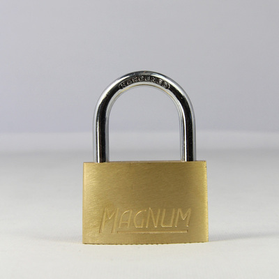 美国玛斯特 经济黄铜挂锁 CADMCN 大门锁 橱柜锁
