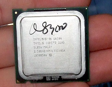 Intel 酷睿2四核 Q8300 2.5G 4M 1333 英特尔 775接品 秒Q8200