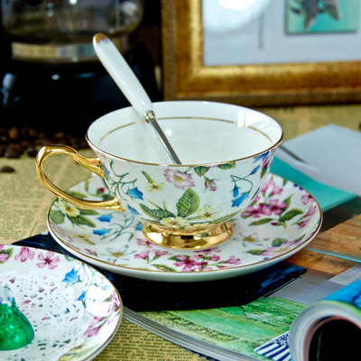 高档欧式绿色卡布奇诺骨瓷咖啡杯子英式创意花茶杯送女士礼盒套装