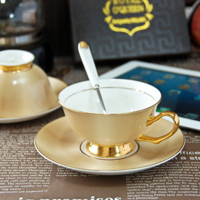 45%骨粉金色高档欧式骨瓷咖啡杯子日式花茶杯带碟勺商务礼盒套装