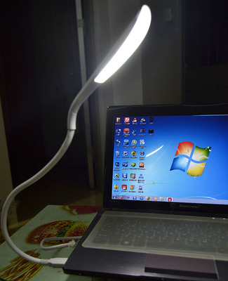 USB台灯电脑笔记本移动电源充电宝灯直插式可弯曲节能LED灯键盘灯