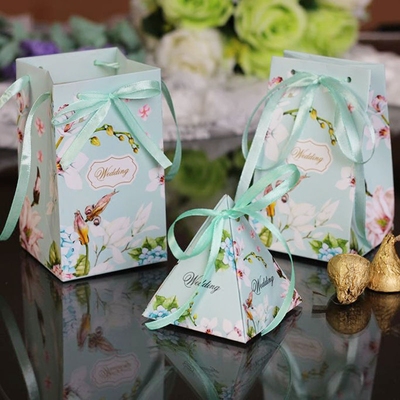 新款韩式个性结婚创意好时费列罗三角喜糖盒婚庆糖盒子糖盒批发