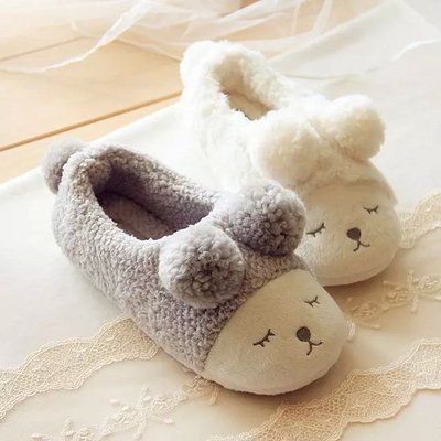 冬季小羊可爱棉拖鞋女 全包跟软底地板拖 情侣棉拖鞋 保暖月子鞋