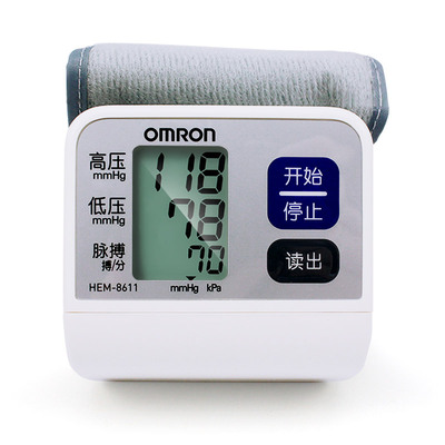 欧姆龙 电子血压计 HEM-8611 家用全自动智能 手腕式血压仪测量仪