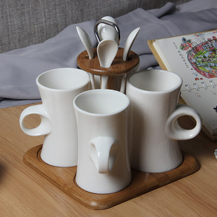 陶瓷咖啡杯碟带勺 创意纯白家用通用花茶杯配木座架套装