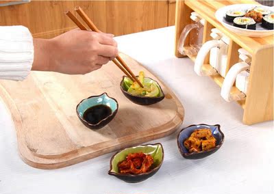 2015新款日式餐具陶瓷小碟子火锅蘸酱创意冰裂树叶味碟小吃调料碟