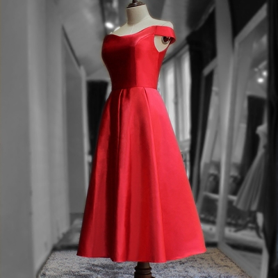 新娘结婚礼服敬酒服一字肩红色缎面中长款红裙时尚显气质绑带修身