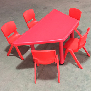 幼儿园专用桌椅五人梯形桌塑料桌椅儿童桌子塑料桌儿童学习升降桌