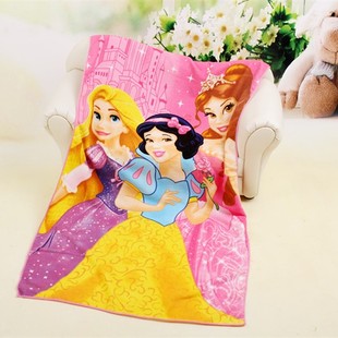 新款芭比公主迪士尼印花加大成人儿童浴巾凯蒂猫卡通浴巾礼品必备