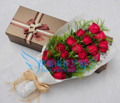19枝红玫瑰高档礼盒合肥鲜花店圣诞节同城速递送花上门