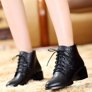 新款女鞋秋季女式鞋靴子 女 春秋 短靴粗跟韩版休闲欧美真皮皮鞋