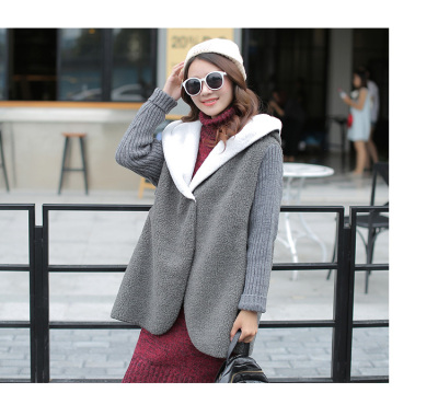 秋冬款韩版女式拼接羊羔绒一粒扣宽松显瘦中长款女式连帽加厚外套