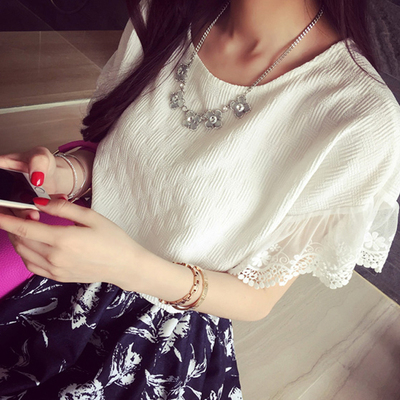 2015夏季新款韩系名媛气质勾花蕾丝拼接宽松短款T恤圆领纯色上衣