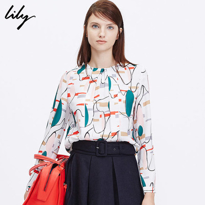 Lily2016冬新款女装彩色几何印花圆领长袖衬衫115410C8617