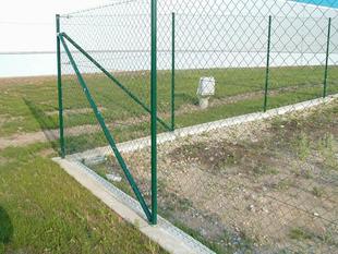 镀锌铁丝网围栏网护栏网球场围栏勾花网钢丝网防护网隔离网