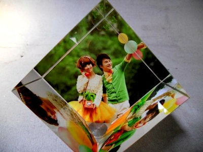 旋转魔方 水晶照片 个性DIY定制送朋友生日礼物 水晶立方体8厘米