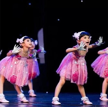 六一小荷风采儿童演出服幼儿舞蹈可爱娃娃表演服装一双小小手新款