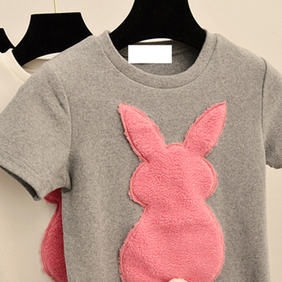 2015花季少女最新 韩版百搭兔子毛球字母贴布弹力修身显瘦T恤3-5