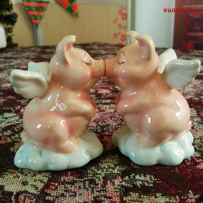 欧美陶瓷调味瓶摆件 天使猪猪亲吻情侣摆设 卡通桌面装饰婚庆礼品
