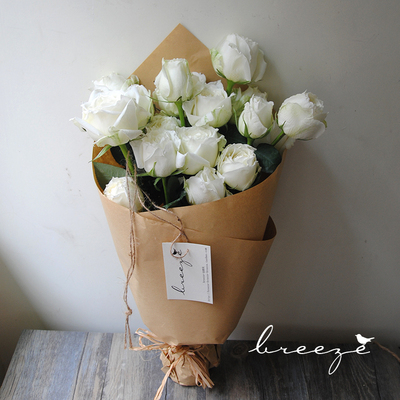 Breeze自然风花束鲜花速递杭州同城包邮生日礼物白玫瑰花束
