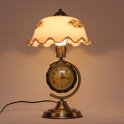 正品宜家欧式复古创意简约装饰钟表台灯卧室书房个性调光床头台灯