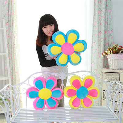 包邮毛绒玩具太阳花抱枕坐垫可爱五彩六瓣花朵花瓣花型靠垫礼品