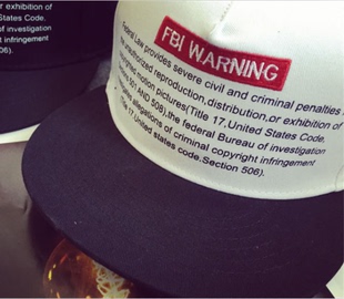 韩版新款FBI字母嘻哈帽男女逛街潮帽情侣款棒球帽时尚刺绣鸭舌帽
