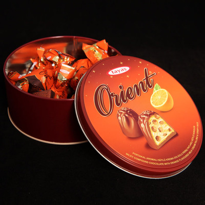 土耳其进口塔雅斯牌巧克力香橙夹心奶糖200g铁盒装