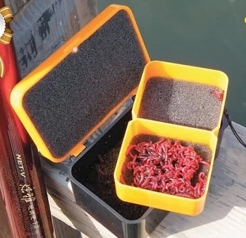 特价蚯蚓盒红虫盒塑料盒保鲜盒收纳盒台垂钓鱼具渔具用品配件批发