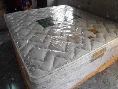 厂家直销定做特价床垫乳胶床垫独立弹簧床垫加宗方床垫圆床垫
