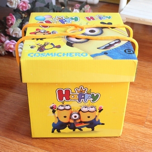 圣诞节小黄人手提方形零食礼盒礼品盒正方形盒子水果礼物包装盒
