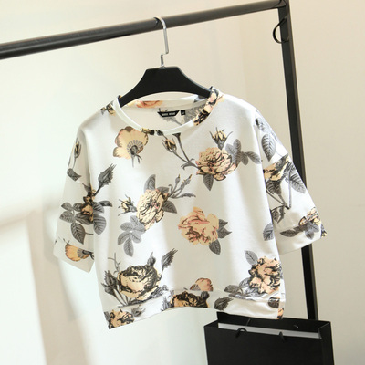 2015春夏新款女装复古花朵印花五分袖套头圆领短款上衣棉T恤罩衫