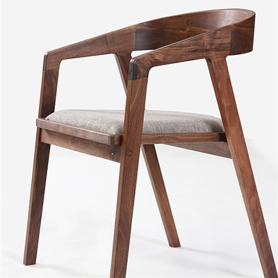 总统椅 奢华型实木软包椅 扶手曲木椅 高贵时尚弧形靠背扶手餐椅