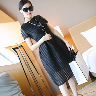 2015夏季新款女装长款韩版镂空大牌连衣裙气质名媛条纹修身裙子女