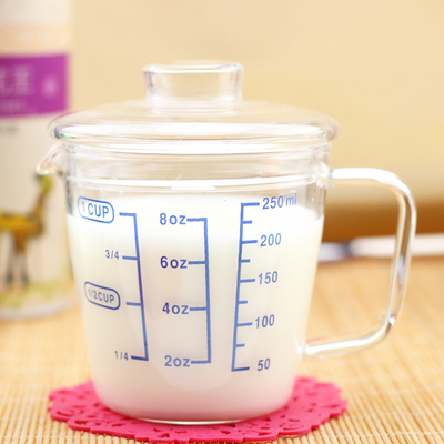 耐热玻璃量杯带刻度微波炉牛奶杯量水杯直火儿童杯烘焙500ML带盖