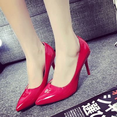 春季新款韩版细跟高跟鞋尖头浅口性感漆皮红色婚宴伴娘鞋单鞋包邮