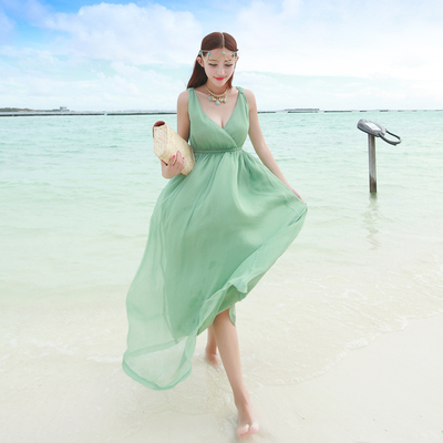 波西米亚度假长裙 夏季女神气质性感V领显瘦飘逸雪纺连衣裙沙滩裙