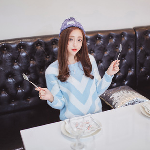 韩版甜美女生毛衣2015新款休闲V型撞色宽条纹毛衣圆领灯笼袖毛衣