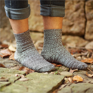 新款袜子男女短袜冬季高筒棉袜复古日系高帮浅口袜休闲运动防臭袜