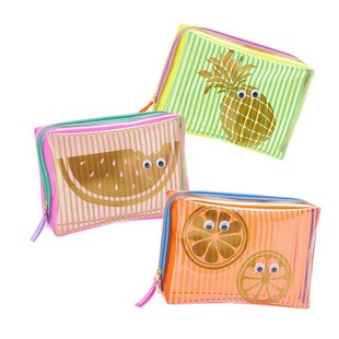 日本热销人气水果系列化妆包笔袋收纳洗漱包学生用防水