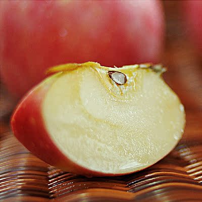 苹果新鲜陕西洛川苹果水果红富士冰糖心农家苹果5斤特价包邮