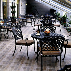 美式loft铁艺户外家具阳台休闲桌椅组合庭院折叠洽谈餐厅酒吧桌椅