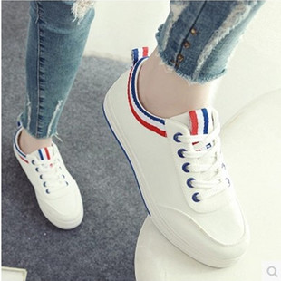 夏季透气新款小白鞋白色平底帆布鞋女休闲鞋学生运动球鞋韩版学生